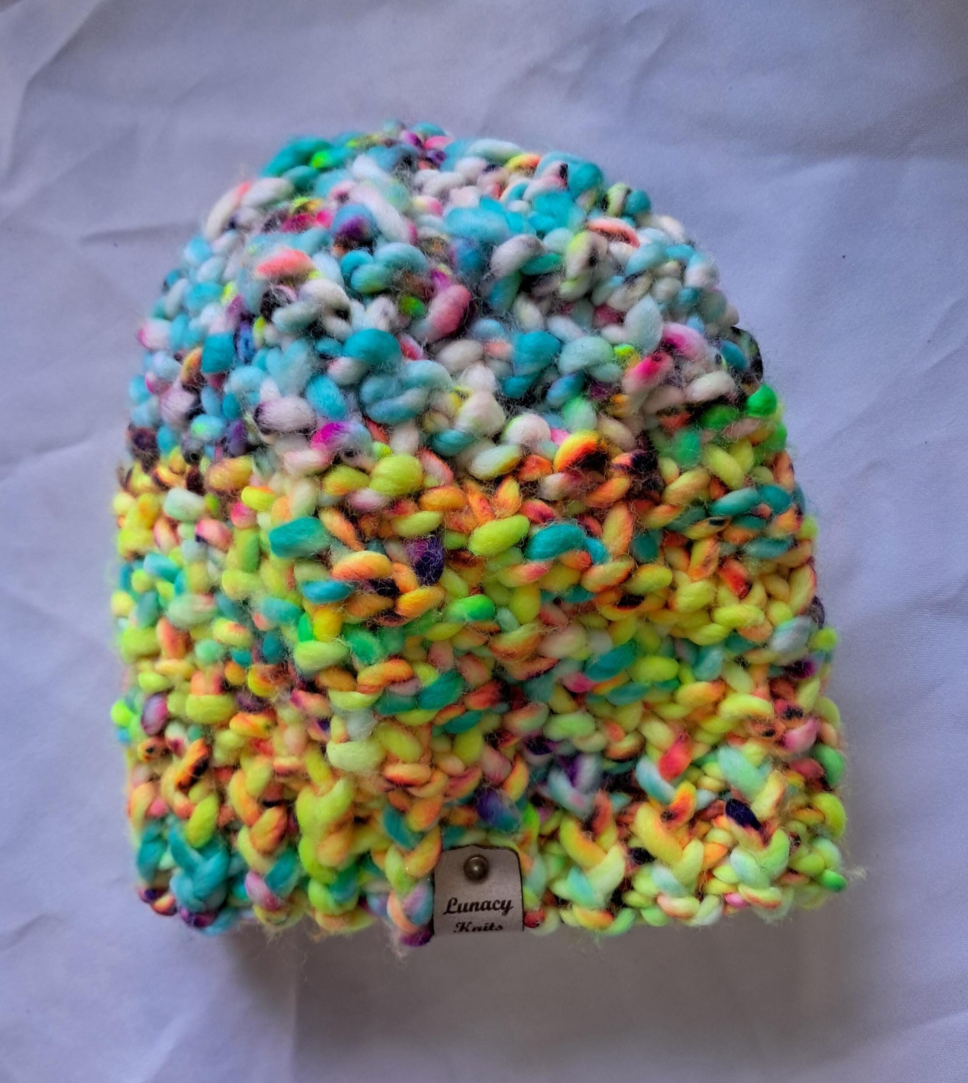 Neon blue/yellow Chunky hat