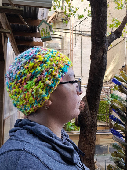 Neon blue/yellow Chunky hat