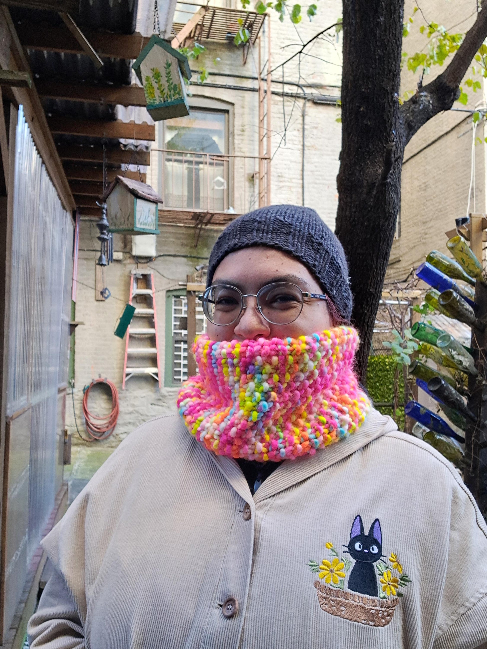 Bright and loud Snood